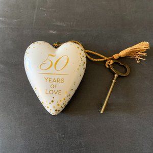 SALE!  SALE!!  CERAMIC HEART W/ KEY 50 YEARS OF LOVE  KEY  KEY WORKS AS STAND